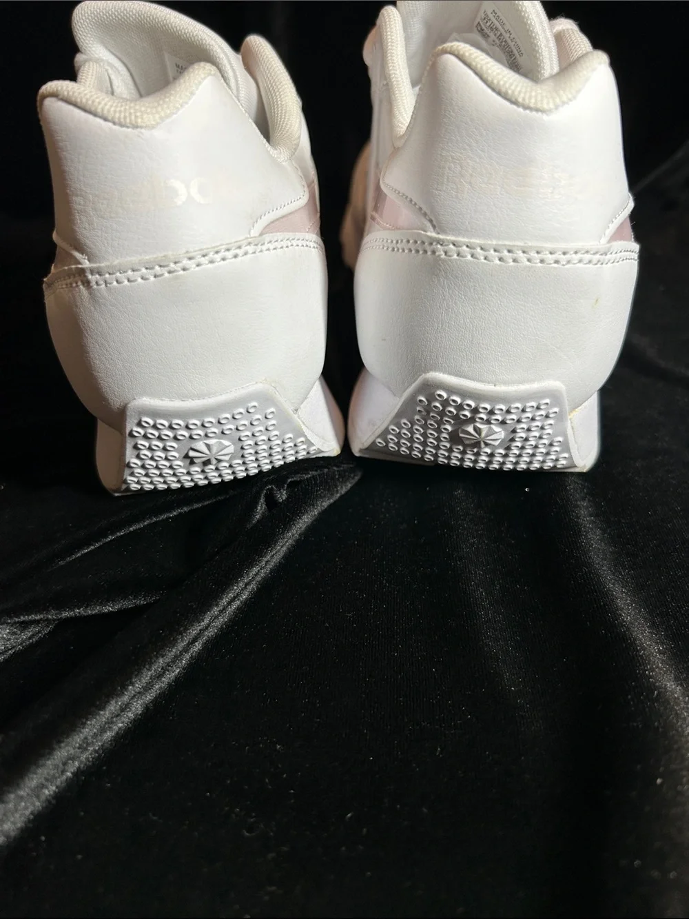 Reebok nwob tennis
